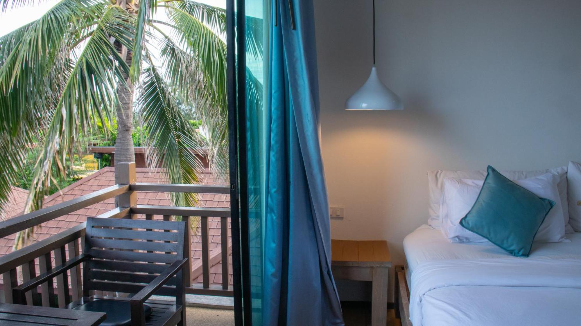 Chidlom Resort Haad Chao Samran Extérieur photo