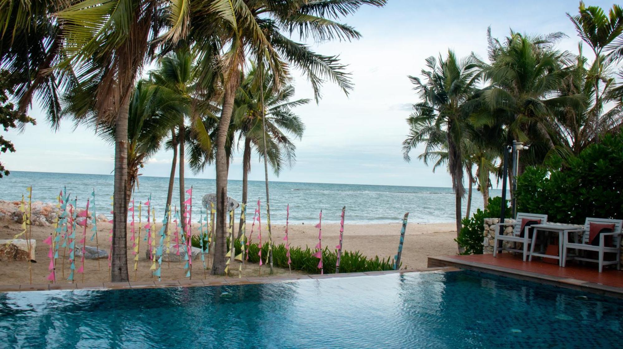 Chidlom Resort Haad Chao Samran Extérieur photo