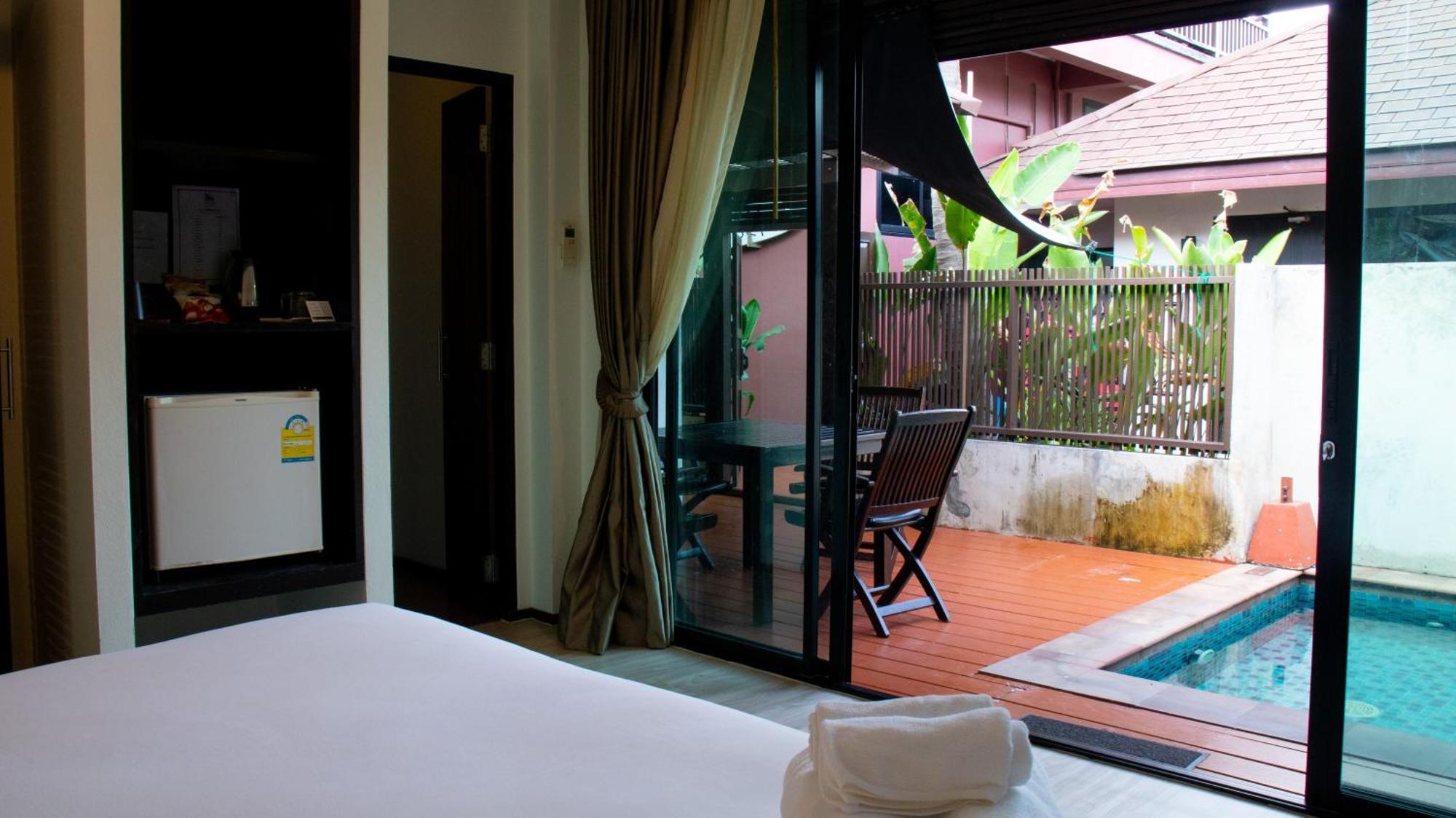 Chidlom Resort Haad Chao Samran Extérieur photo