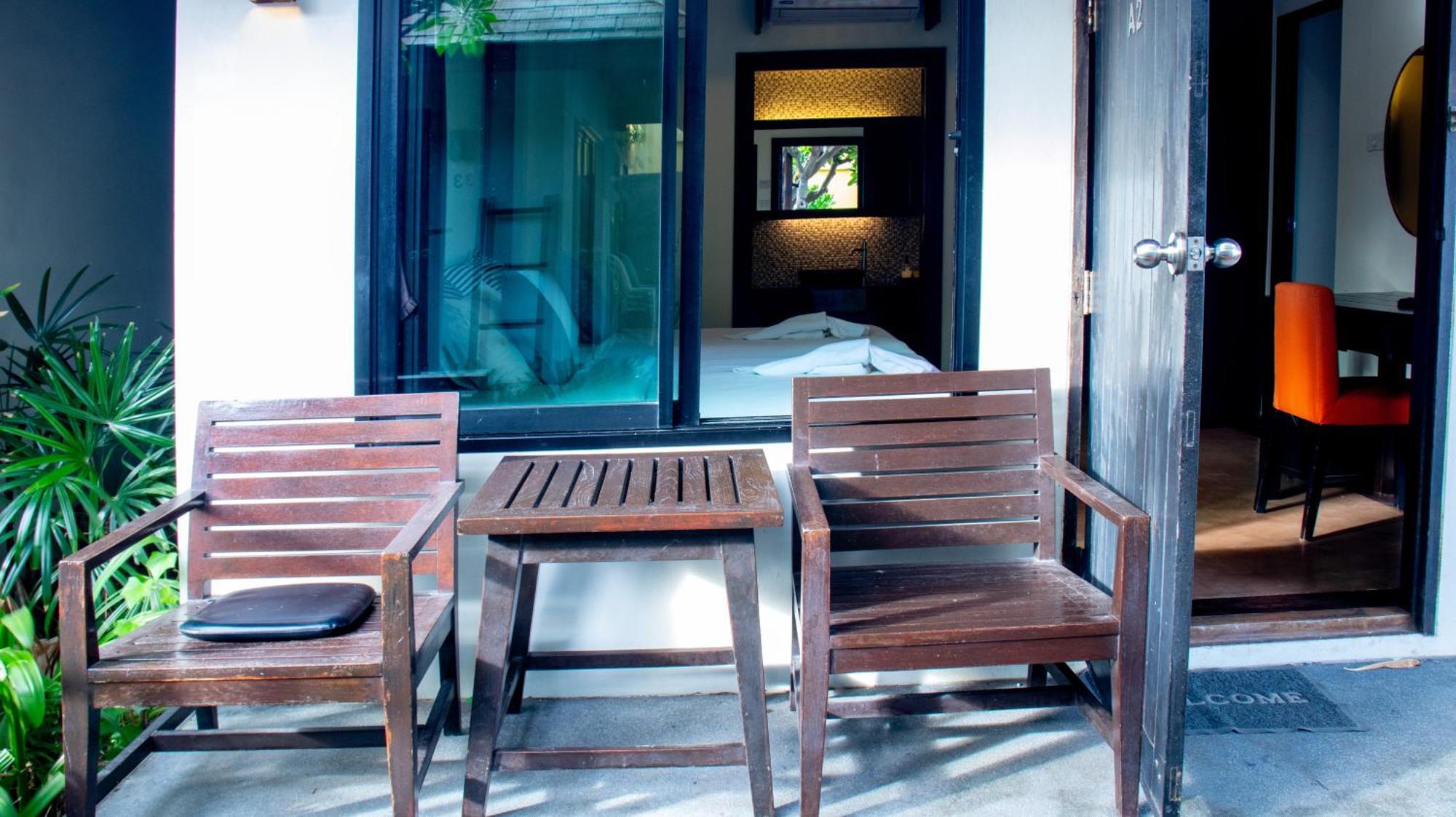 Chidlom Resort Haad Chao Samran Extérieur photo