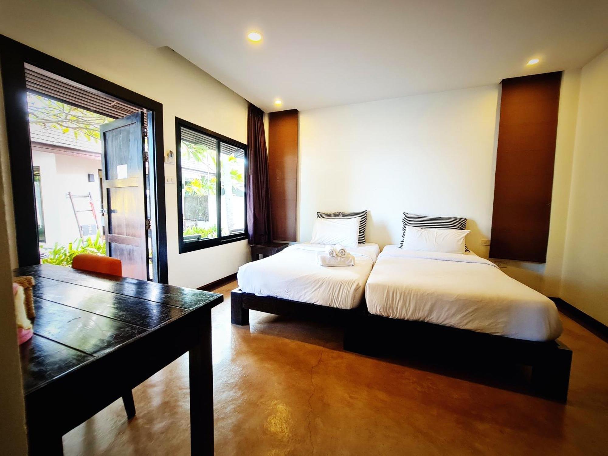 Chidlom Resort Haad Chao Samran Extérieur photo