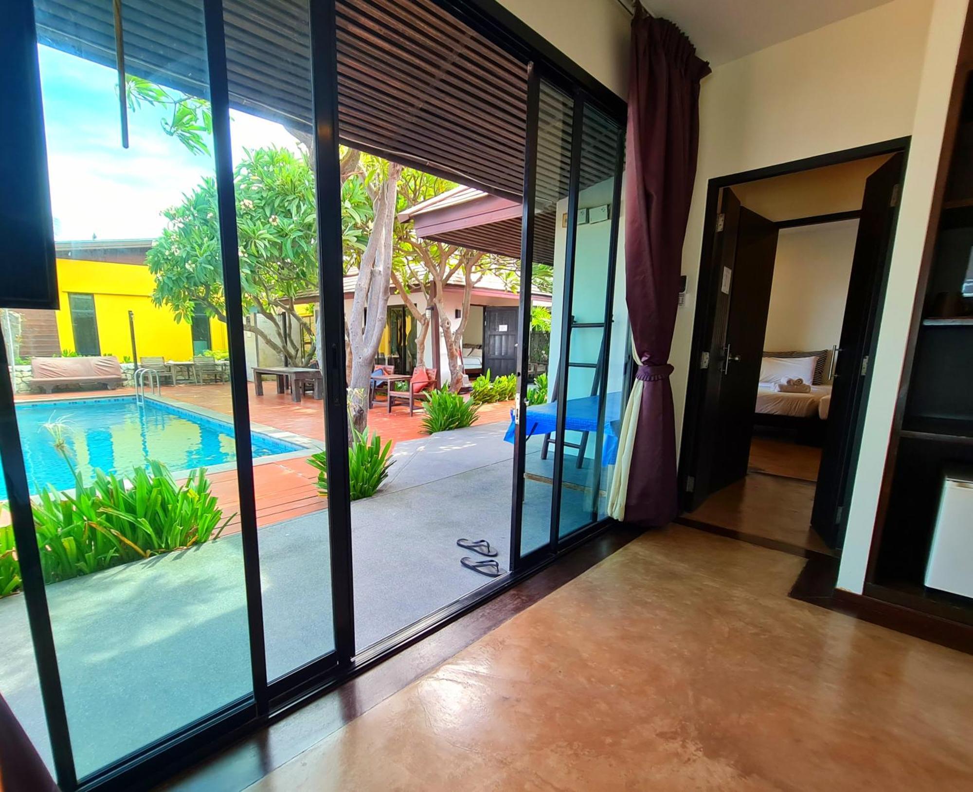 Chidlom Resort Haad Chao Samran Extérieur photo